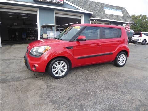 2013 Kia Soul +