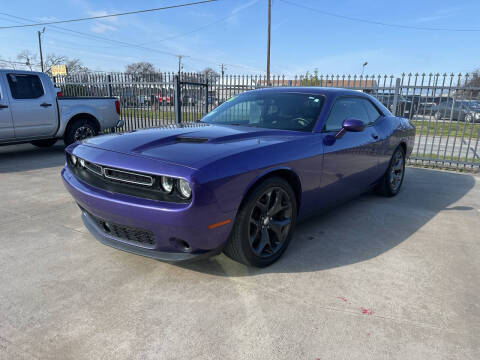 2016 Dodge Challenger for sale at Delgado Auto Sales LLC in Grand Prairie TX