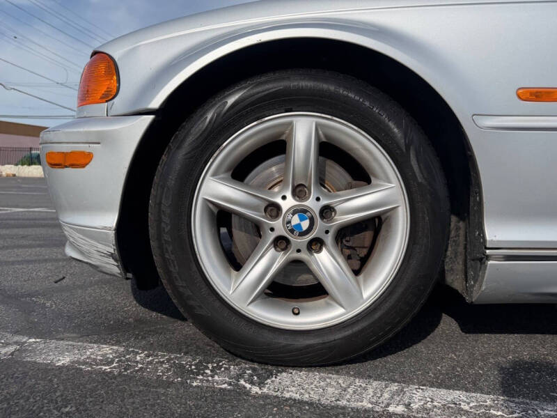 2001 BMW 3 Series 325Ci