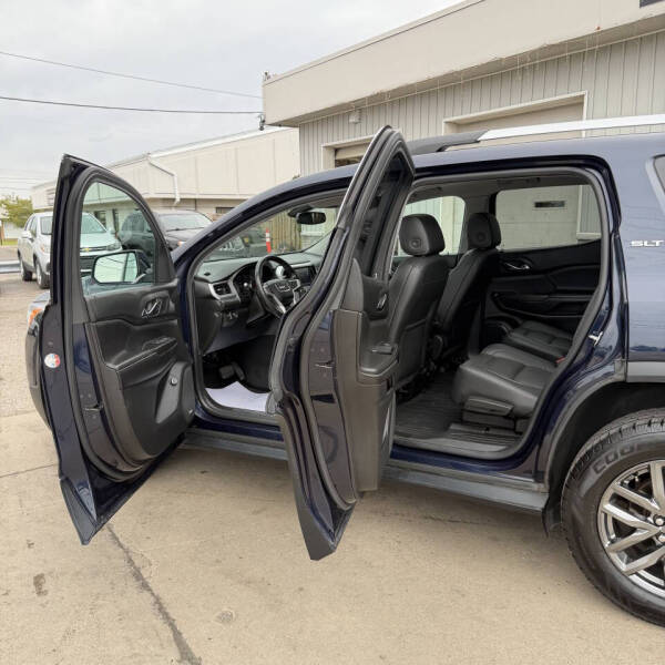 2017 GMC Acadia SLT-1