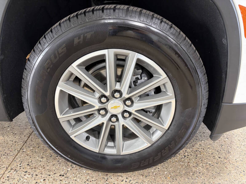 2022 Chevrolet Traverse LT Cloth