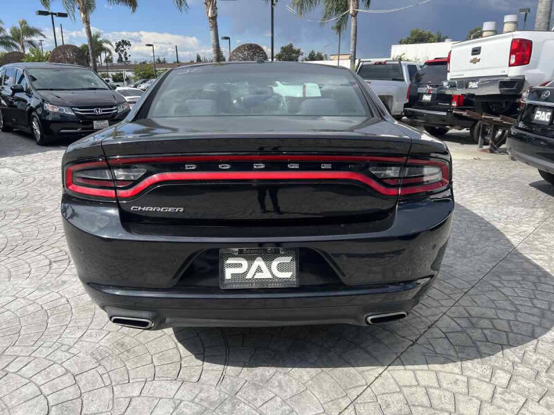 2015 Dodge Charger SE