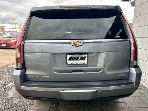 2019 Cadillac Escalade ESV Luxury