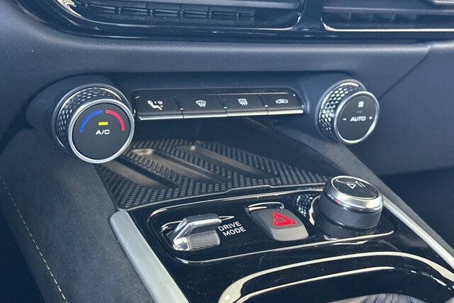 2025 Lotus Emira V6 Base