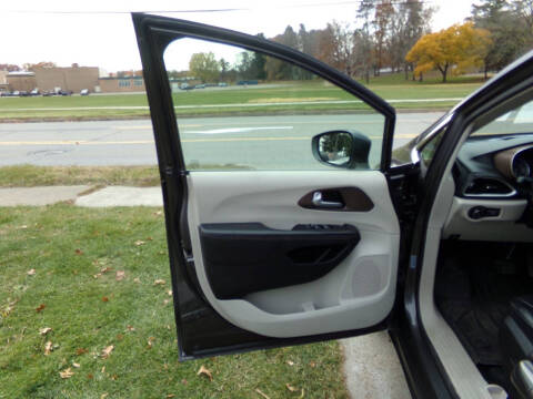 2018 Chrysler Pacifica Touring L