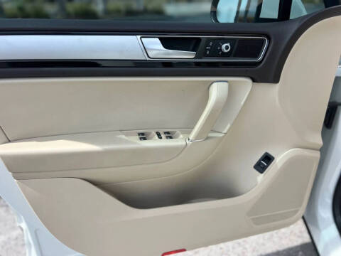 2015 Volkswagen Touareg