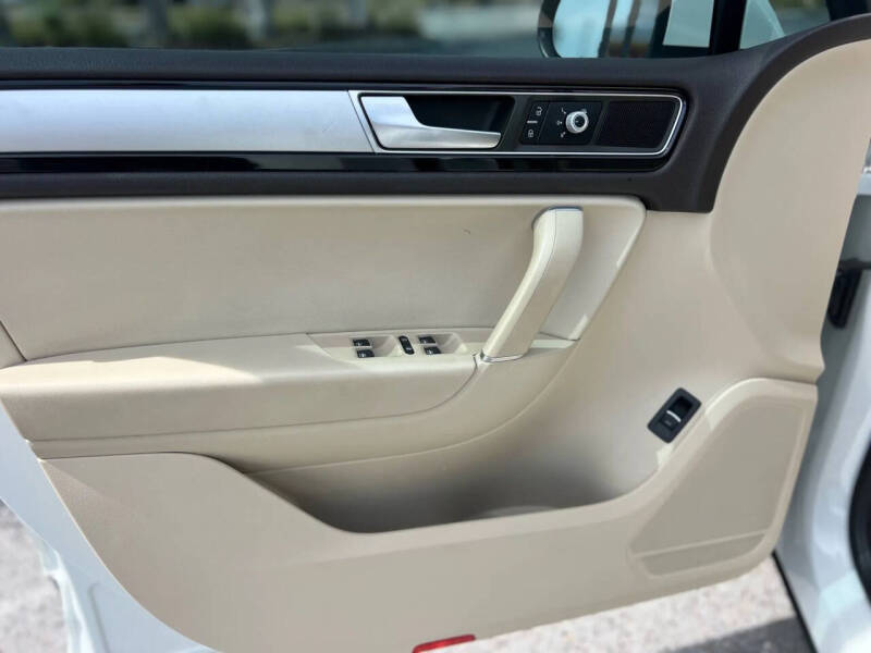 2015 Volkswagen Touareg