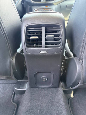 2021 Ford Escape Titanium