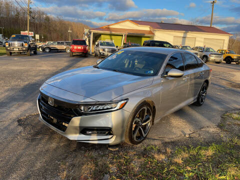 2018 Honda Accord for sale at PIONEER USED AUTOS & RV SALES in Lavalette WV