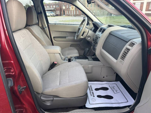 2011 Ford Escape XLT