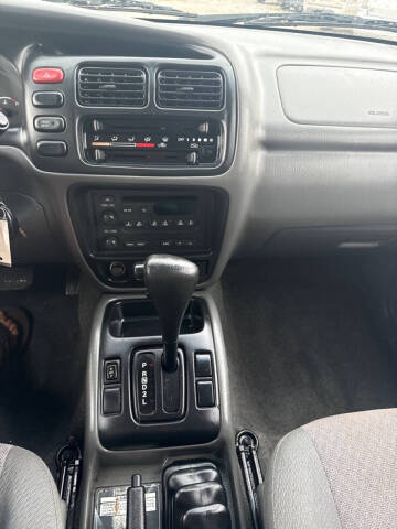 2002 Chevrolet Tracker