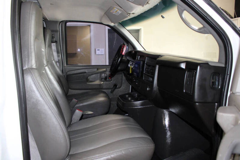 2008 GMC Savana 2500