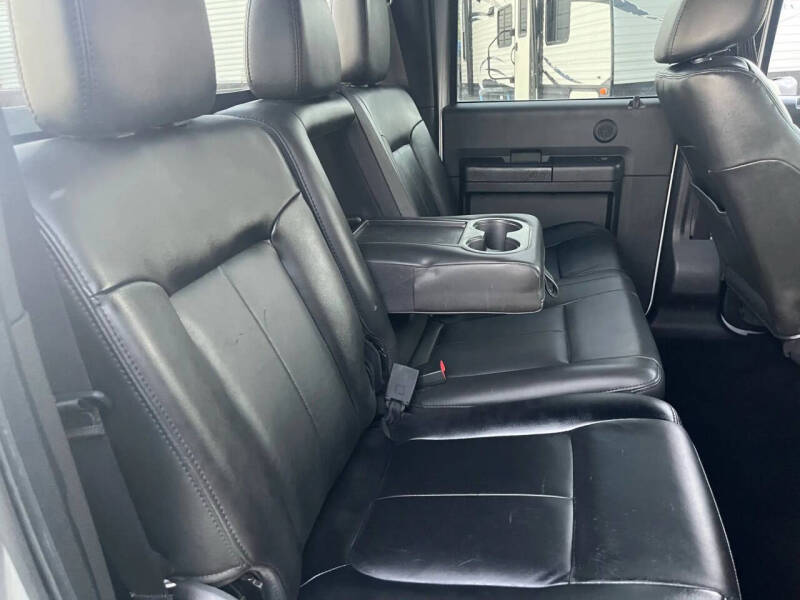 2011 Ford F-350 Super Duty Lariat