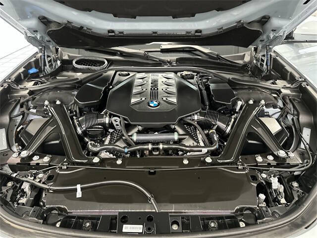 2024 BMW 7 Series 760i xDrive