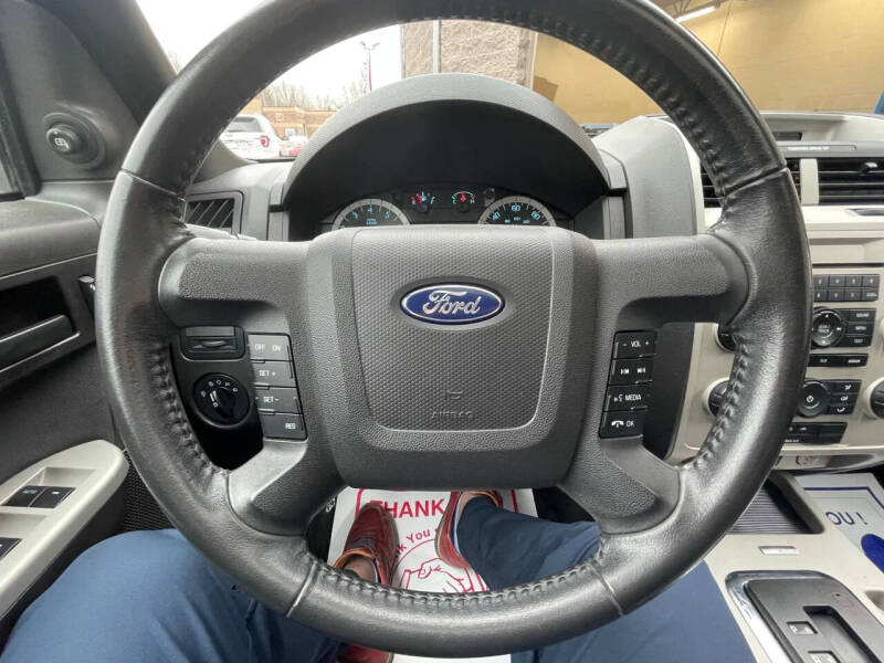 2011 Ford Escape XLT