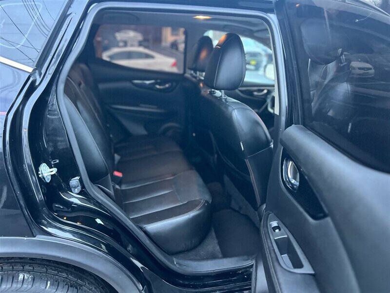 2017 Nissan Rogue Sport SL