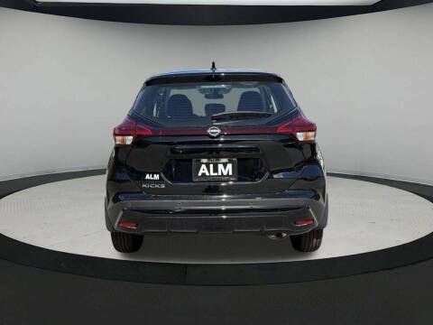 2025 Nissan Kicks Play S