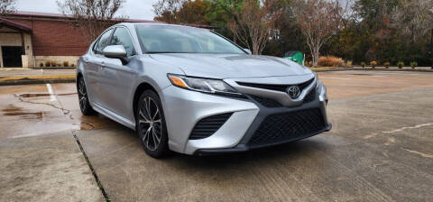 2020 Toyota Camry for sale at Crown Auto Sales in Sugar Land TX