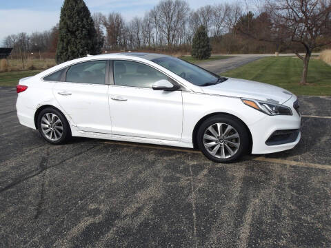 2016 Hyundai Sonata for sale at Crossroads Used Cars Inc. in Tremont IL