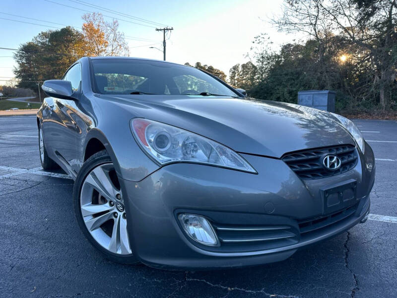 2012 Hyundai Genesis Coupe for sale at Amazing Luxury Motors LLC in Gainesville GA