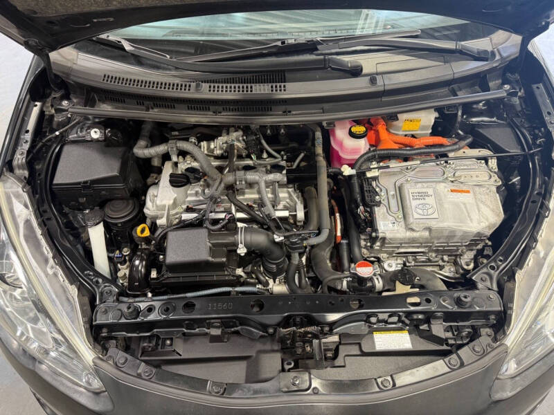 2016 Toyota Prius c One