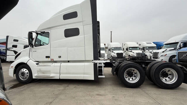 2019 Volvo VNL for sale at KING TRUCK TRAILER SALES in Bakersfield, CA