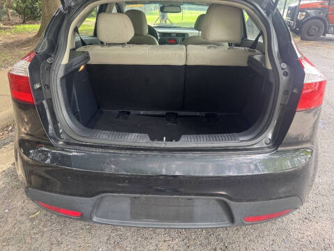2013 Kia Rio 5-Door EX