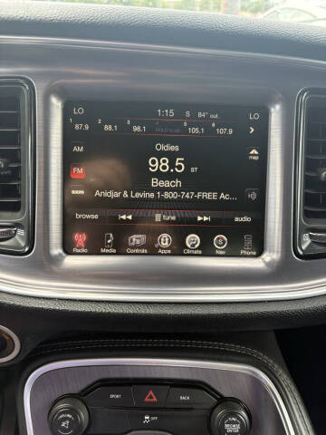 2016 Dodge Challenger SXT