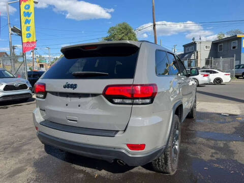 2019 Jeep Grand Cherokee Upland