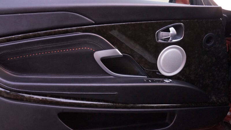 2017 Aston Martin DB11