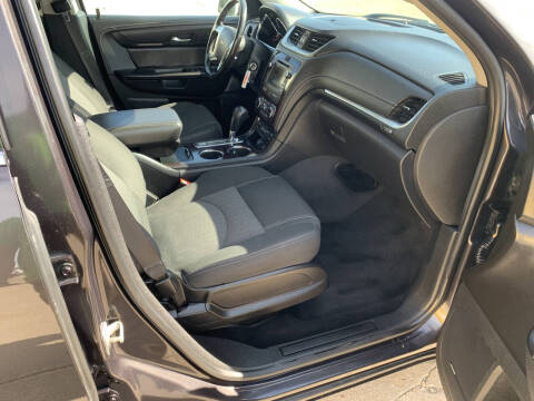 2017 Chevrolet Traverse LT