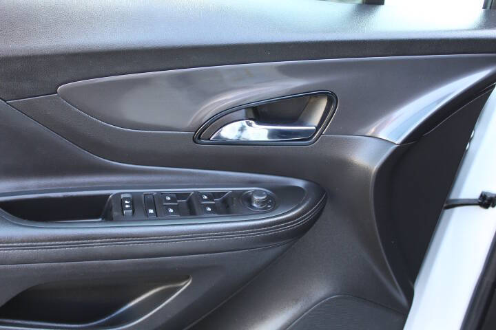 2020 Buick Encore Essence