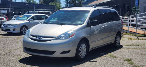 2007 Toyota Sienna for sale at AMW Auto Sales in Sacramento CA