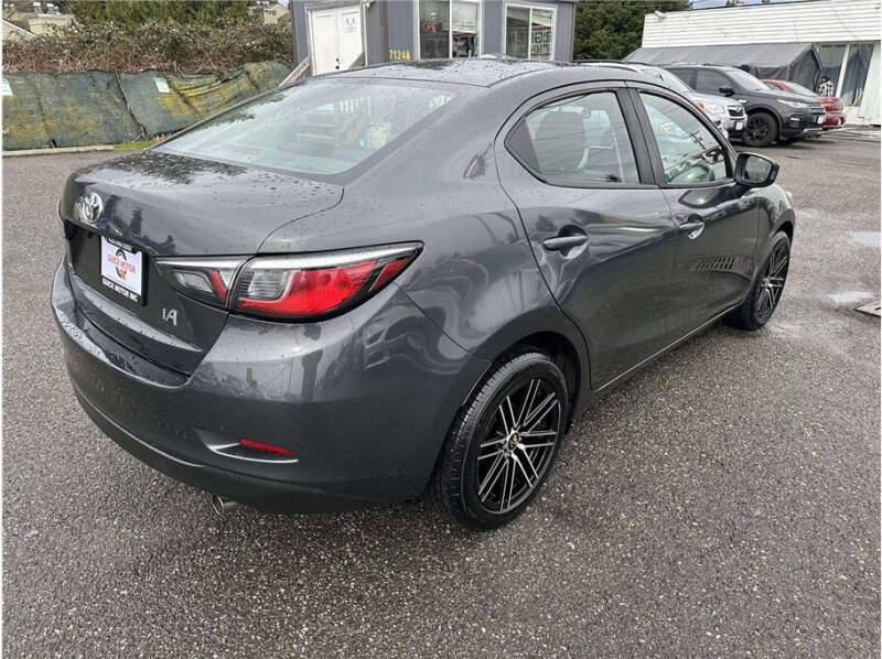 2017 Toyota Yaris iA