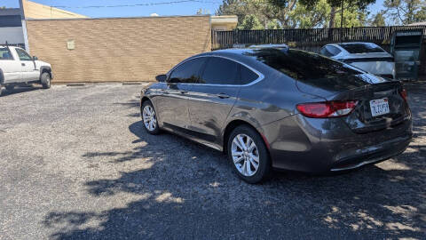 2015 Chrysler 200 Limited