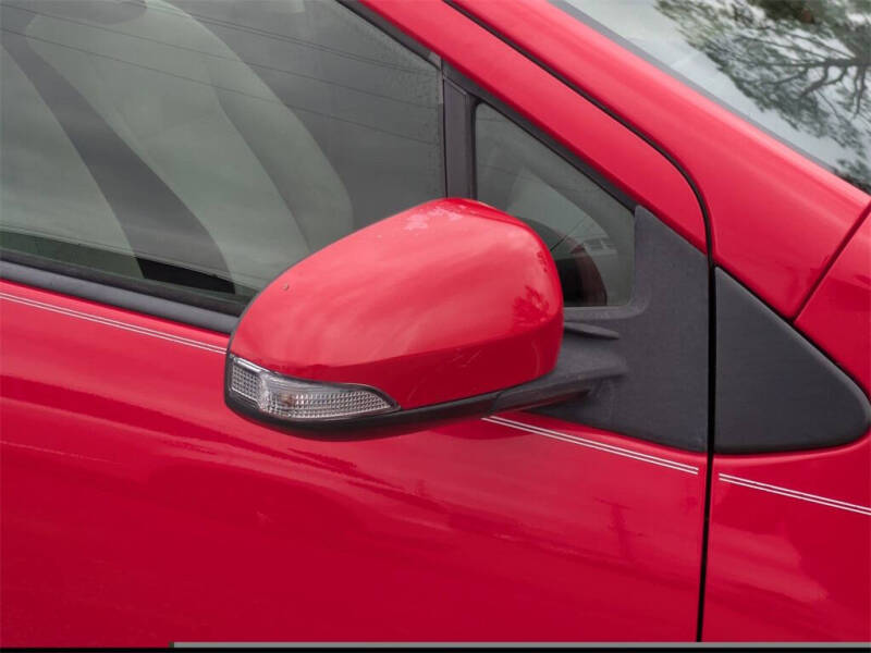 2015 Toyota Prius c Four