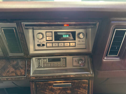 1986 Chrysler New Yorker