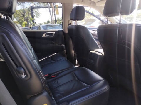 2018 Nissan Pathfinder SL