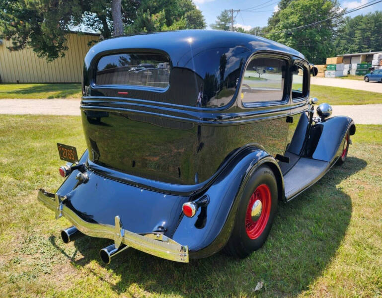 1934 Ford Tudor