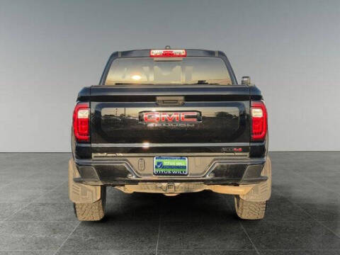 2023 GMC Canyon AT4