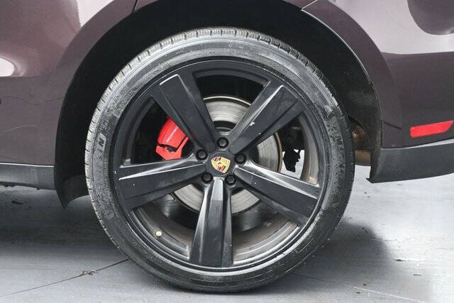 2023 Porsche Macan S