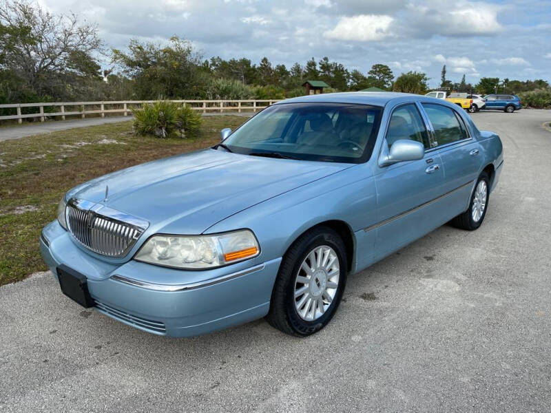 2005 Lincoln Town Car for sale at Goval Auto Sales in Pompano Beach FL