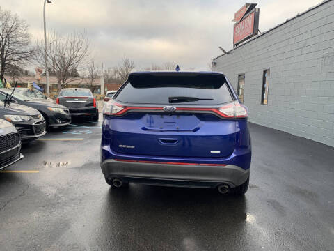 2015 Ford Edge SE