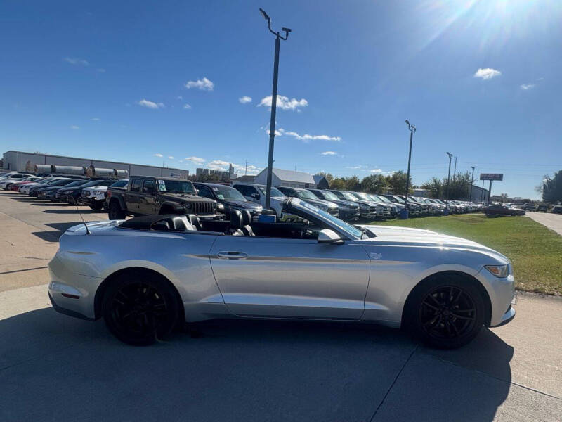 2016 Ford Mustang EcoBoost Premium