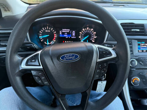 2013 Ford Fusion SE