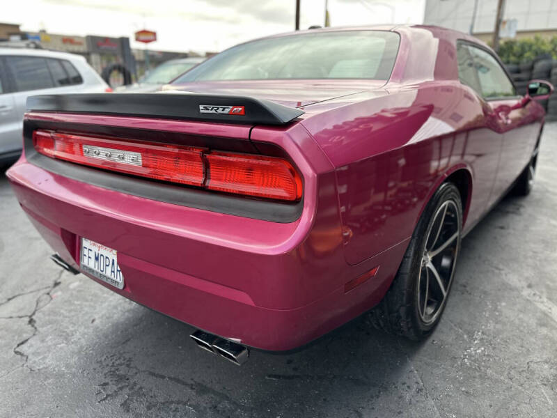 2010 Dodge Challenger SRT8