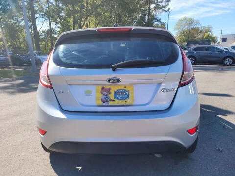 2016 Ford Fiesta SE