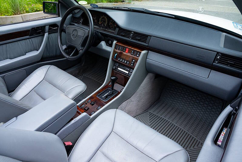 1995 Mercedes-Benz E-Class E 320