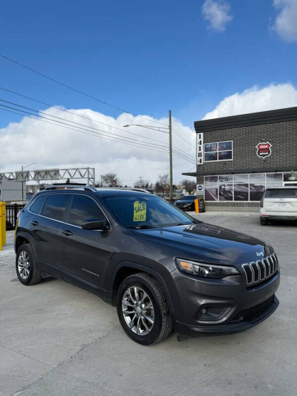 2020 Jeep Cherokee for sale at US 24 Auto Group in Redford MI