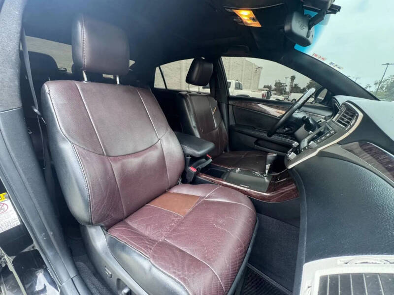 2011 Toyota Avalon Limited